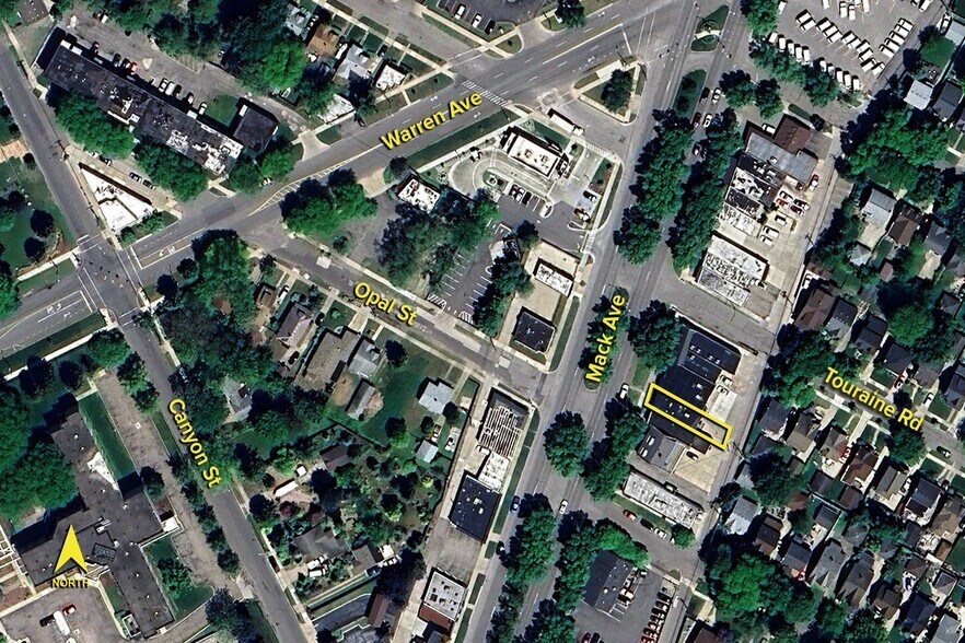 More Photos Of 18524 Mack Ave, Grosse Pointe Loft Creative Space For Sale