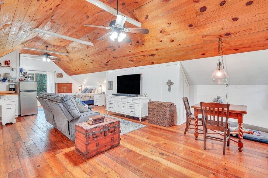 More Photos Of 1871 GA Highway 99, Brunswick Specialty For Sale