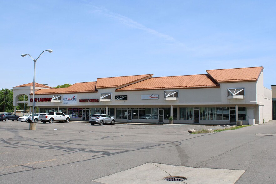 More Photos Of 23100-23200 Coolidge Hwy, Oak Park Unknown For Lease