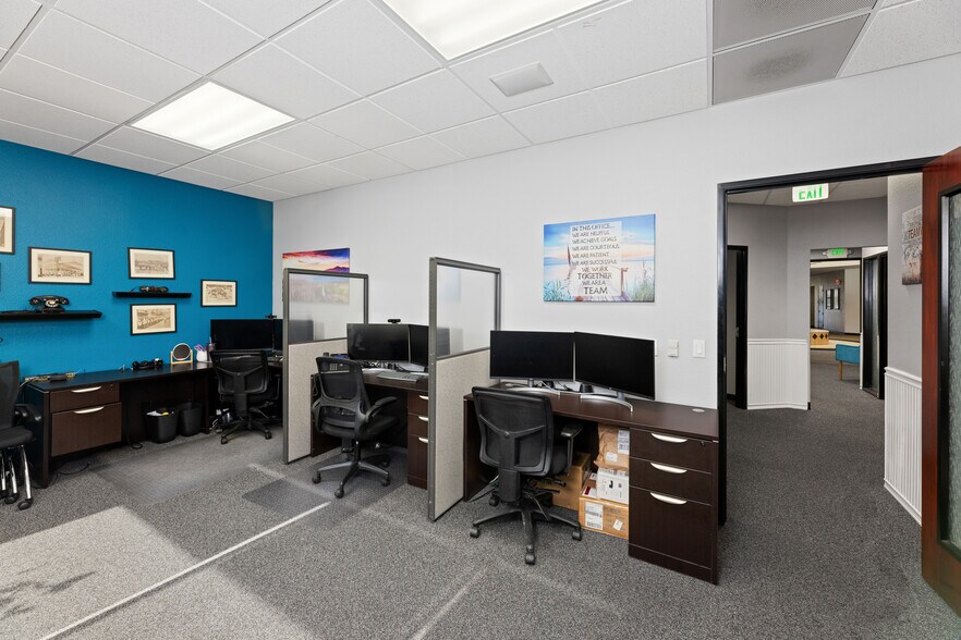 More Photos Of 9401 E Stockton Blvd, Elk Grove Office Residential For Sale