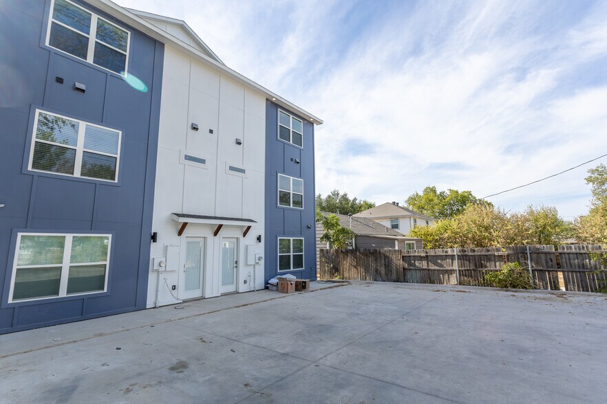 More Photos Of , Fort Worth Multifamily For Sale