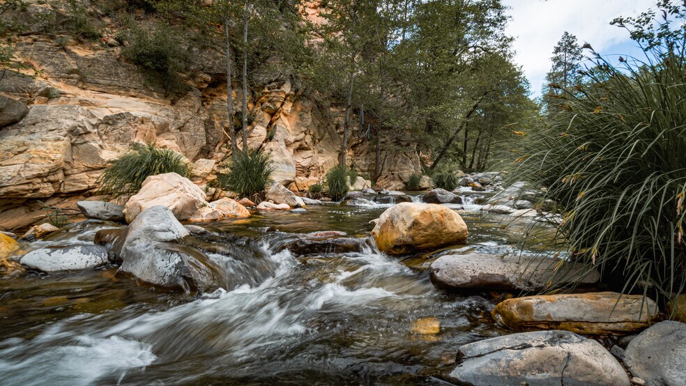 More Photos Of 9448 State Rte 89A, Sedona Restaurant For Sale