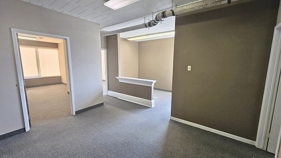More Photos Of 770 Browns Line, Toronto Medical For Lease