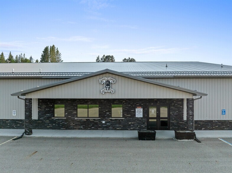 More Photos Of 7051 Highway 2 and 52 W, Minot Warehouse For Sale