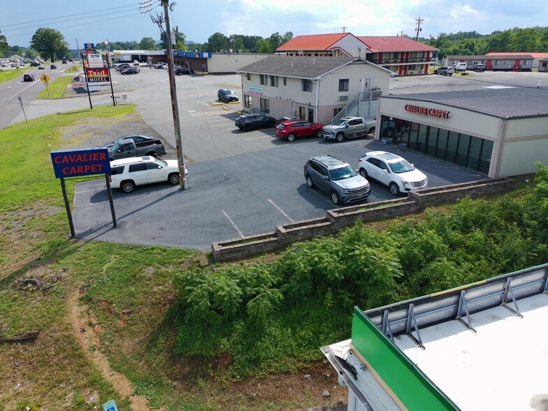More Photos Of 8707 S Seminole Trl, Ruckersville Freestanding For Sale