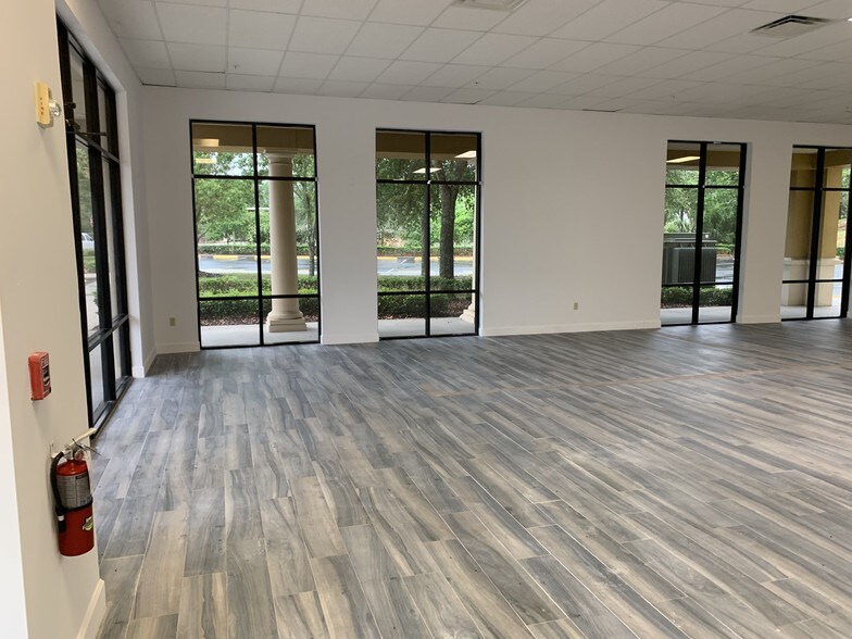 More Photos Of 4300 S Highway 27, Clermont Storefront Retail Office For Lease