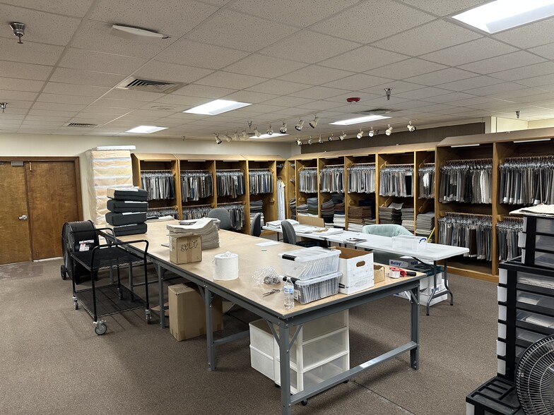 More Photos Of 1800 Conover Blvd E, Conover Industrial For Sale