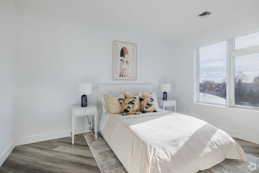 More Photos Of 19 Washington Ave, Suffern Apartments For Sale