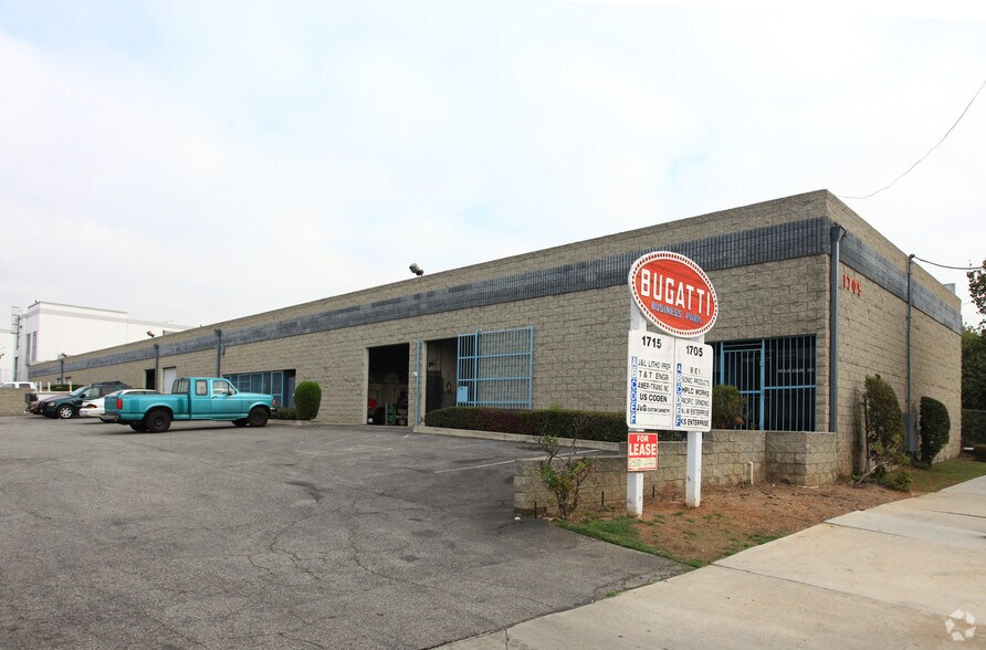 More Photos Of 1705 W 130th St, Gardena Warehouse For Lease