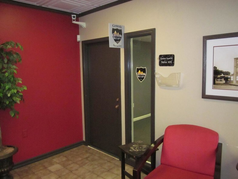 More Photos Of 55 S State Ave, Indianapolis Flex For Sale