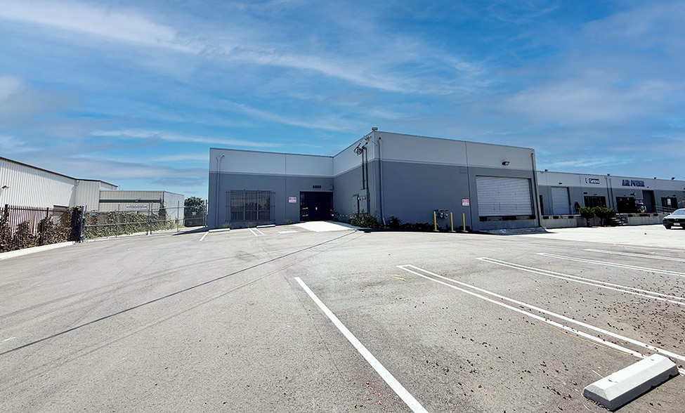 More Photos Of 8320-8350 Isis Ave, Los Angeles Warehouse For Lease