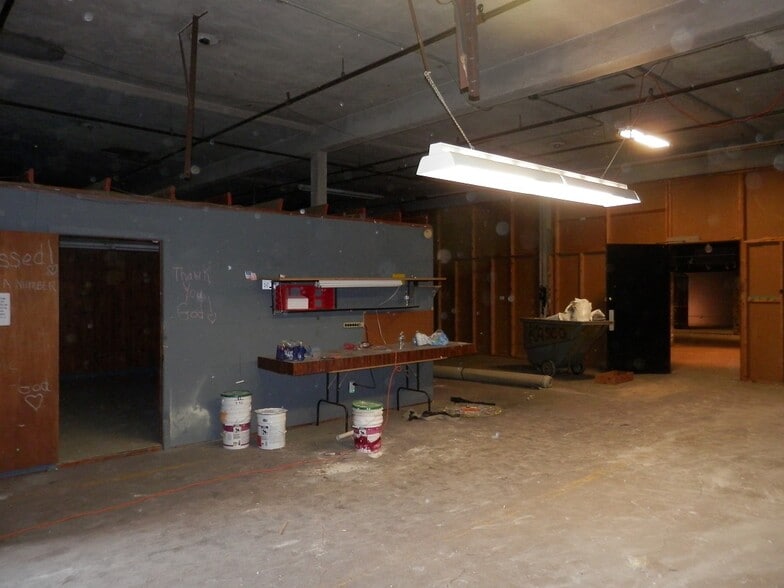 More Photos Of 710 Primos Ave, Primos Warehouse For Lease