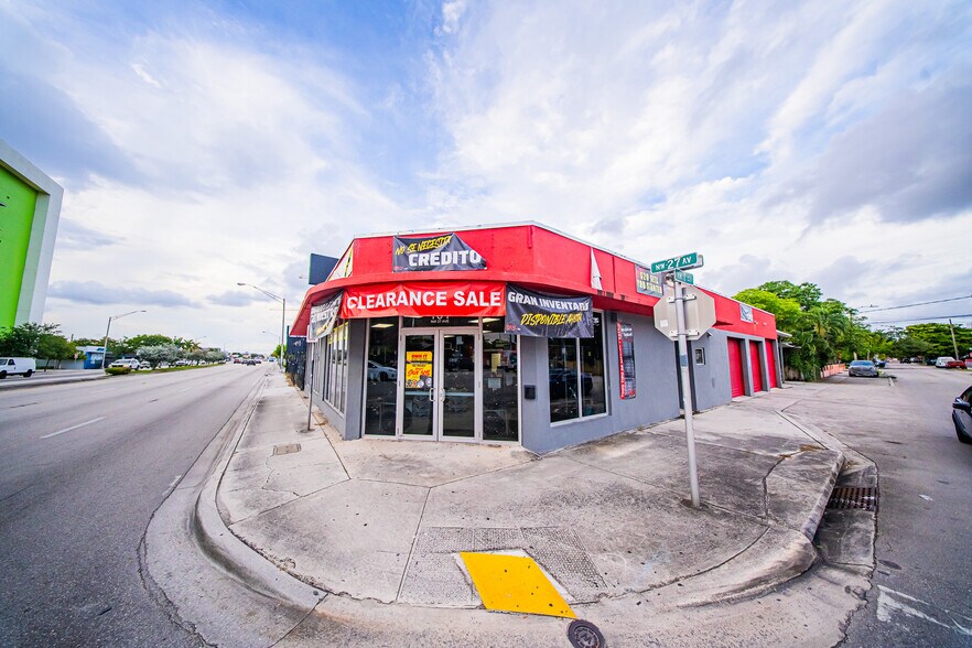 More Photos Of 101 NW 27th Ave, Miami Auto Repair For Sale
