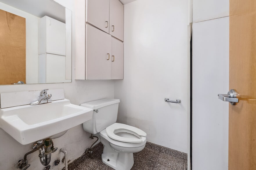 More Photos Of 13 Elizabeth St, New York Storefront Retail Residential For Lease