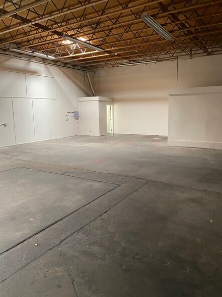 More Photos Of 725-785 W Rialto Ave, Rialto Warehouse For Lease