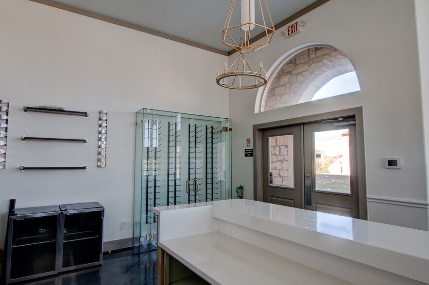 More Photos Of 6675 Mediterranean Dr, McKinney Restaurant For Sale