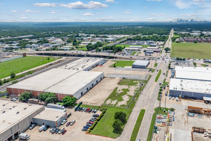 More Photos Of 4520 S Buckner Blvd, Dallas Manufacturing For Lease