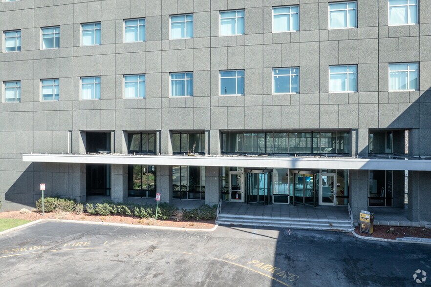 More Photos Of 105 Challenger Rd, Ridgefield Park Business Park For Lease