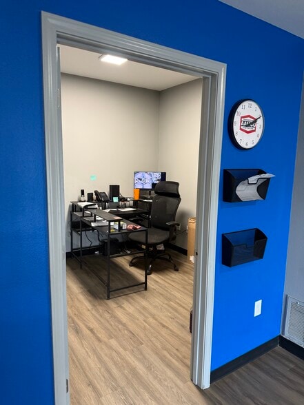 More Photos Of 822 N Creek Dr, Conway Auto Repair For Lease