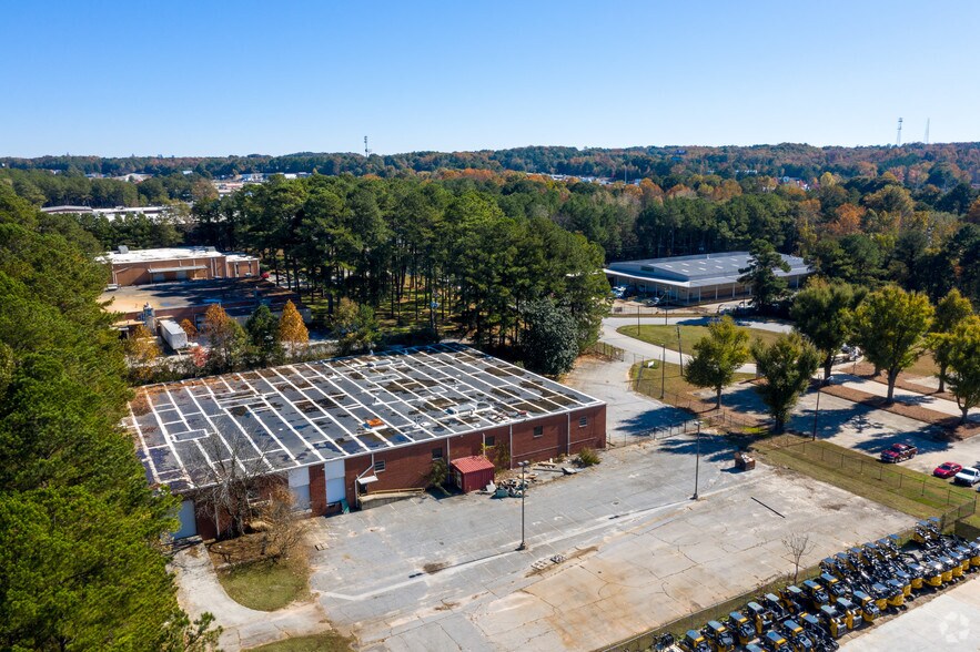 More Photos Of 4445 Wendell Dr SW, Atlanta Distribution For Lease
