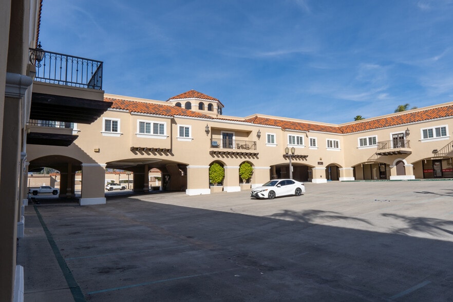 More Photos Of 101 E Redlands Blvd, Redlands Medical For Lease