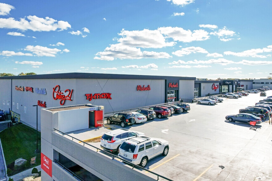 More Photos Of 750 Central Park Ave, Yonkers Freestanding For Lease