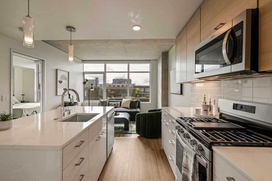 More Photos Of 2315 4th Ave, Seattle Multifamily For Sale