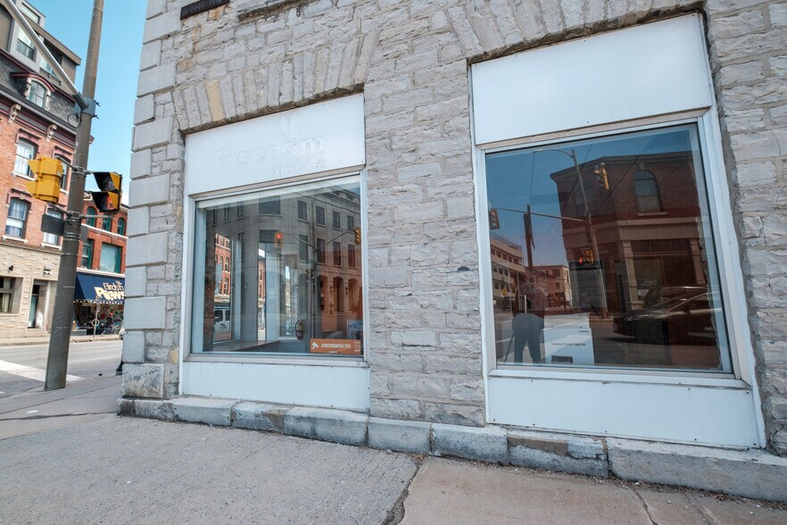 More Photos Of 155-159 Wellington St, Kingston Storefront Retail Residential For Lease