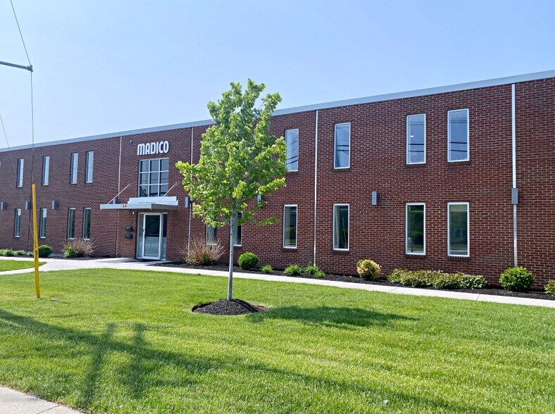More Photos Of 64 Industrial Pky, Woburn Manufacturing For Lease