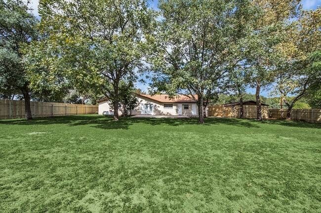 More Photos Of 101 Pine View Dr, Boerne Office Residential For Lease