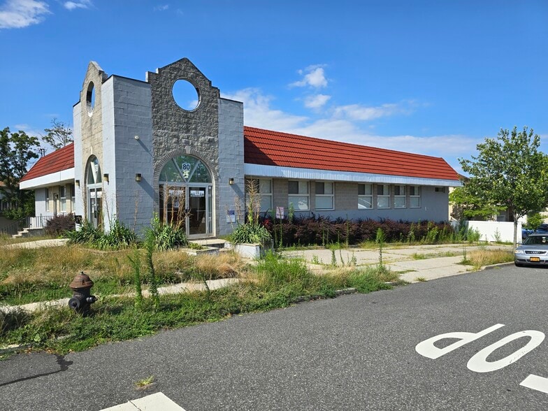 More Photos Of 80 Woodrow Rd, Staten Island Daycare Center For Sale
