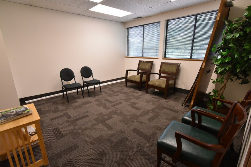 More Photos Of 7710-7714 Brooklyn Blvd, Minneapolis Office For Lease