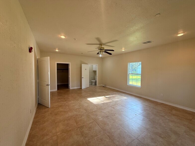 More Photos Of 16160 Porter Ln, Porter Land For Lease