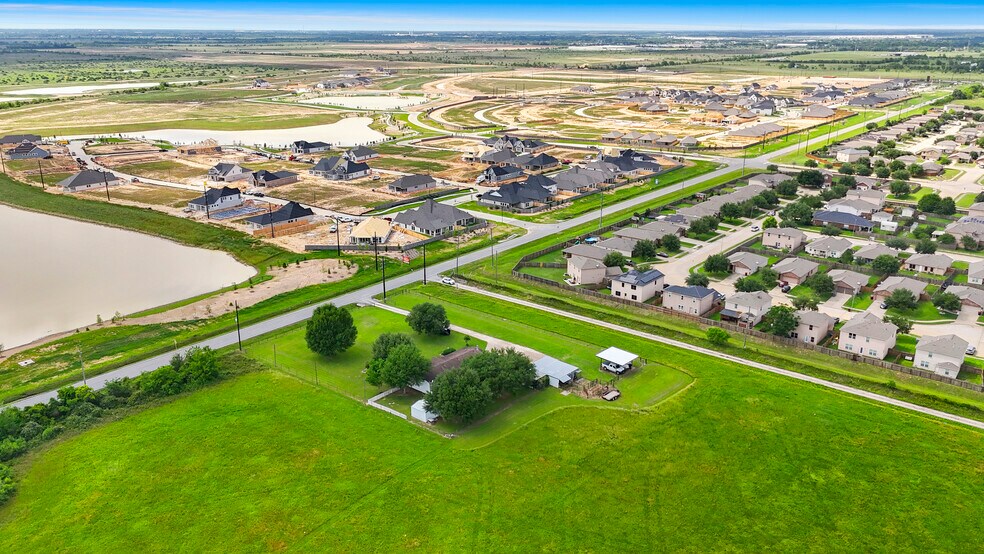 More Photos Of 16070 Warren Ranch Rd, Hockley Land For Sale