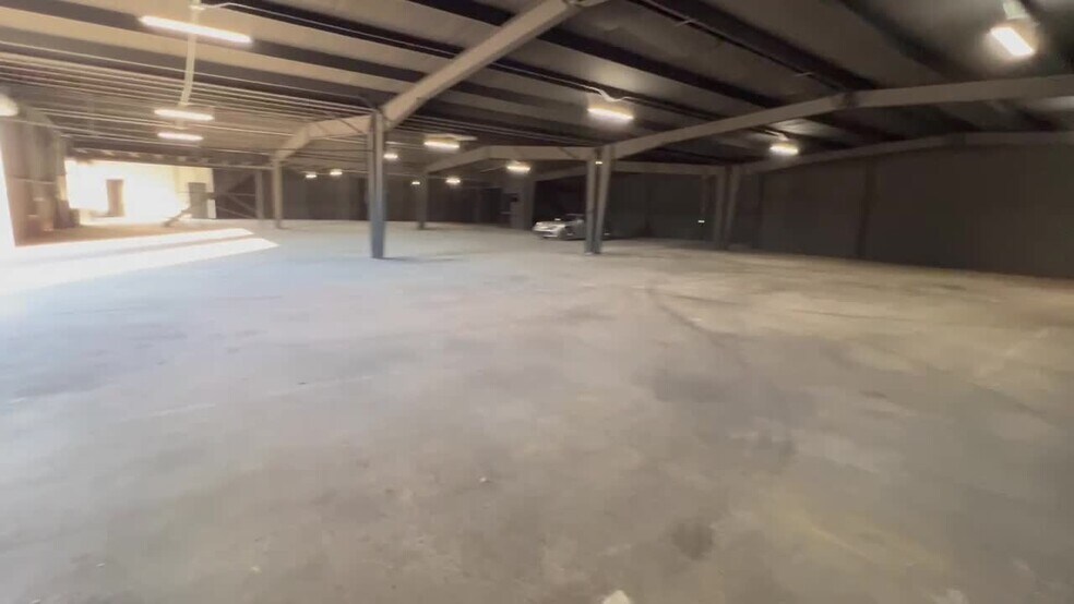 Primary Photo Of 301 Adams St, Houston Light Manufacturing For Sale