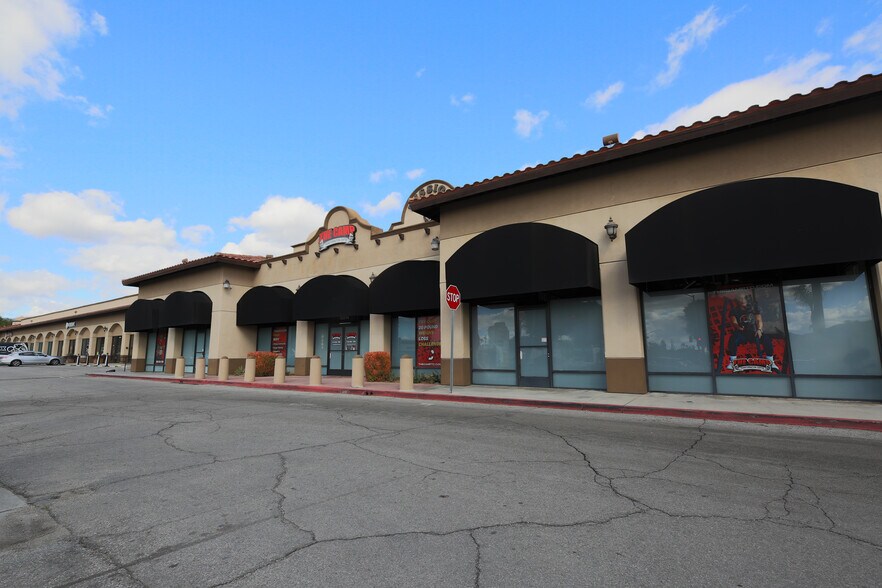 More Photos Of 1201-1225 Truman St, San Fernando Unknown For Lease