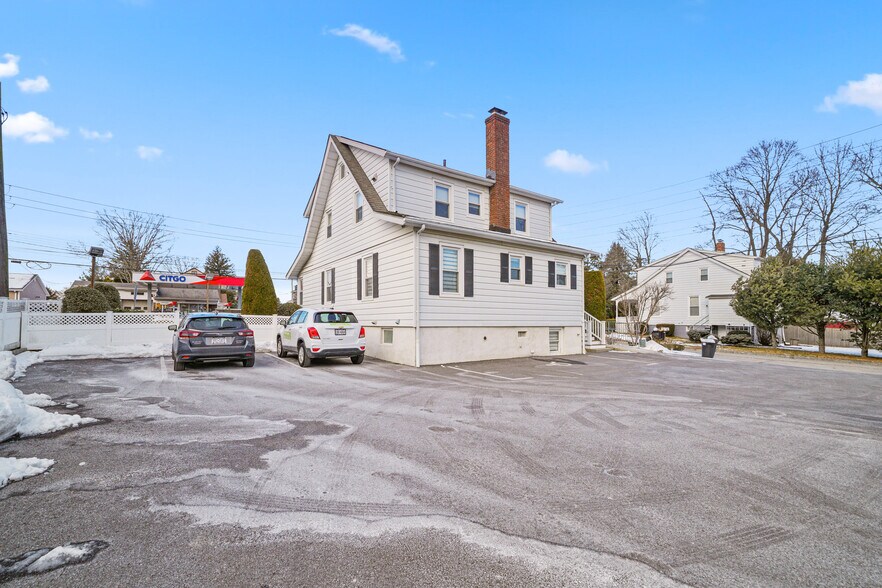 More Photos Of 118 Columbus Ave, Valhalla Office Residential For Lease