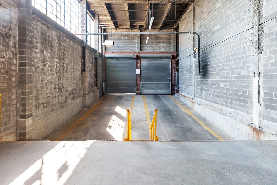 More Photos Of 40 Inip Dr, Inwood Unknown For Lease