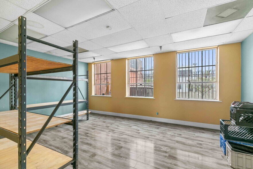 More Photos Of 3255 Saco St, Vernon Warehouse For Lease