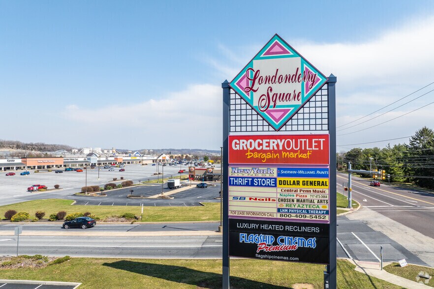 More Photos Of 2-22 N Londonderry Sq, Palmyra General Retail For Lease