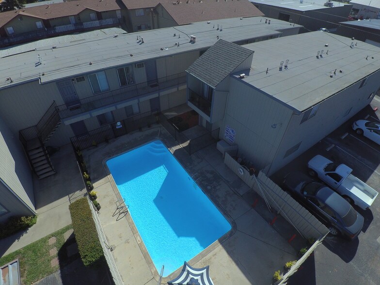 More Photos Of 610 E Pine St, Lodi Apartments For Sale