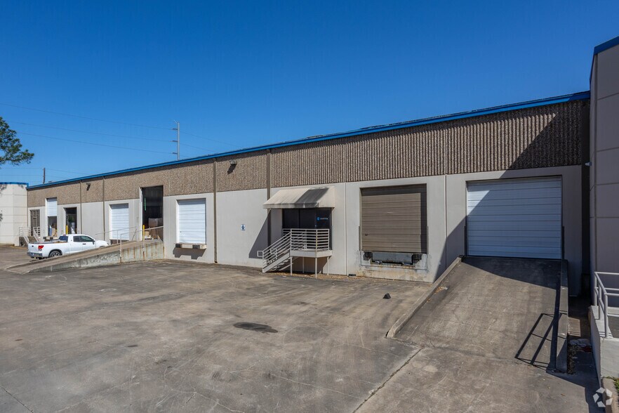 More Photos Of 8784-8798 Westpark Dr, Houston Warehouse For Lease