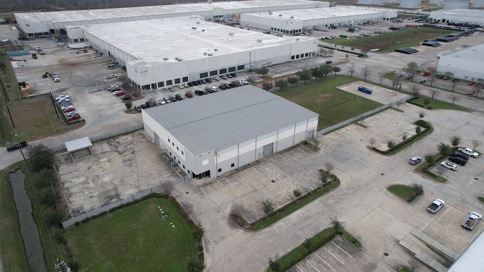 Primary Photo Of 218 N Preston Ave, Pasadena Manufacturing For Lease