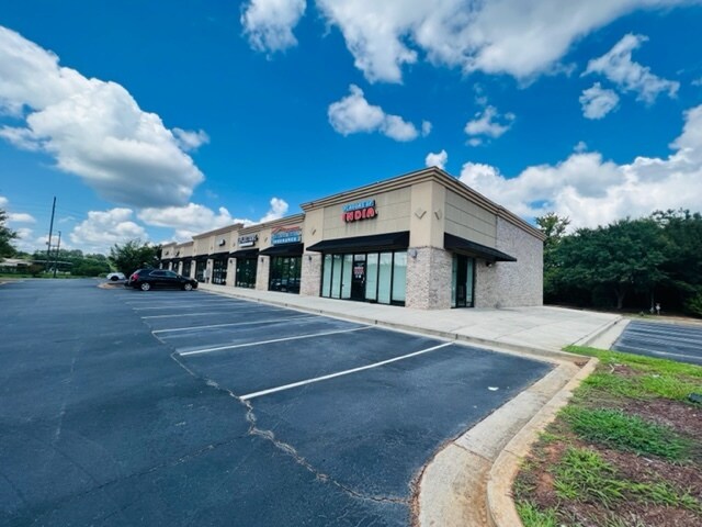 More Photos Of 1820 Noah's Ark Rd, Jonesboro Storefront For Lease