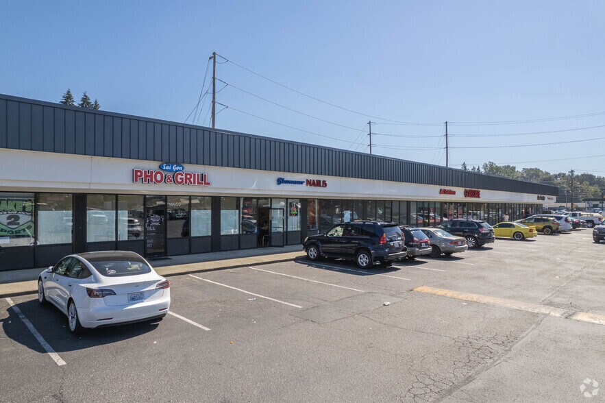 More Photos Of 19845-19999 State Route 2, Monroe Freestanding For Lease