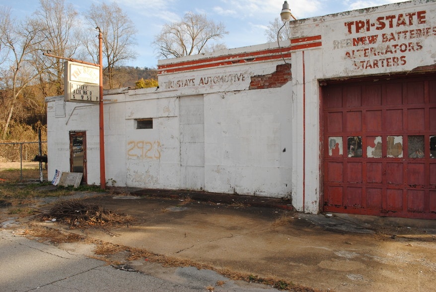 More Photos Of 2928 Cummings Hwy, Chattanooga Land For Sale