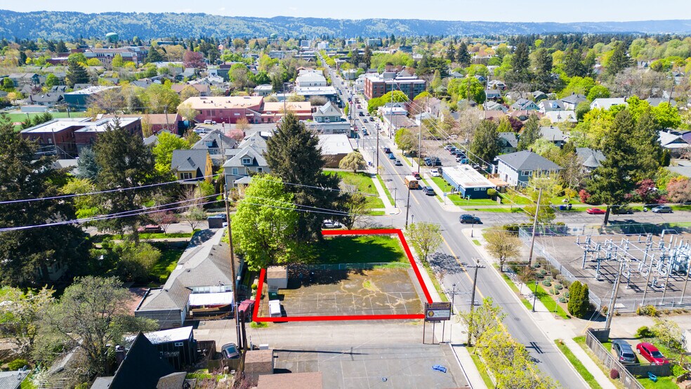 More Photos Of NE Killingsworth St @ Ne Cleveland Ave, Portland Land For Sale