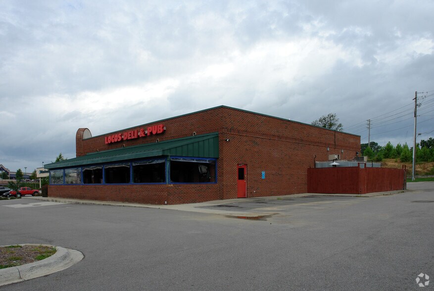 More Photos Of 230 State Farm Pky, Birmingham Restaurant For Lease