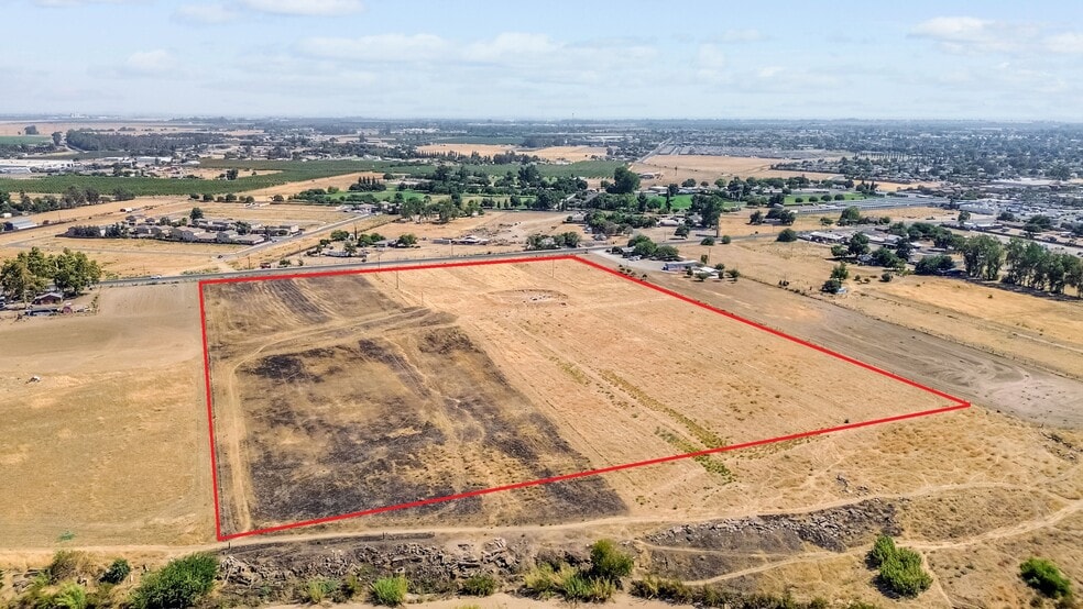 More Photos Of 28139 Highway 145, Madera Land For Sale