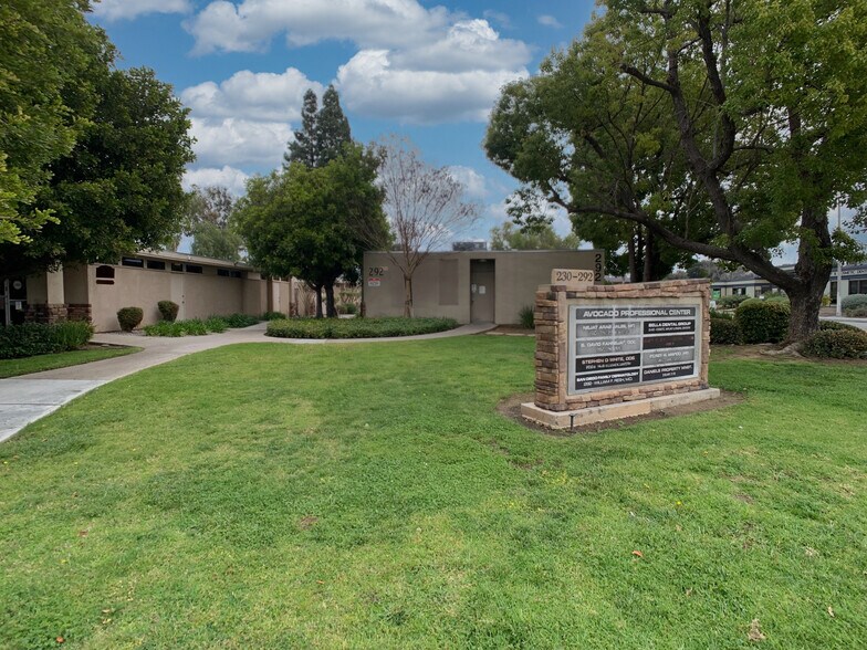 Primary Photo Of 230-292 Avocado Ave, El Cajon Medical For Lease